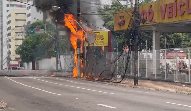 Crise elétrica em Manaus perdura por anos e revela questões anteriores à chegada da Âmbar.